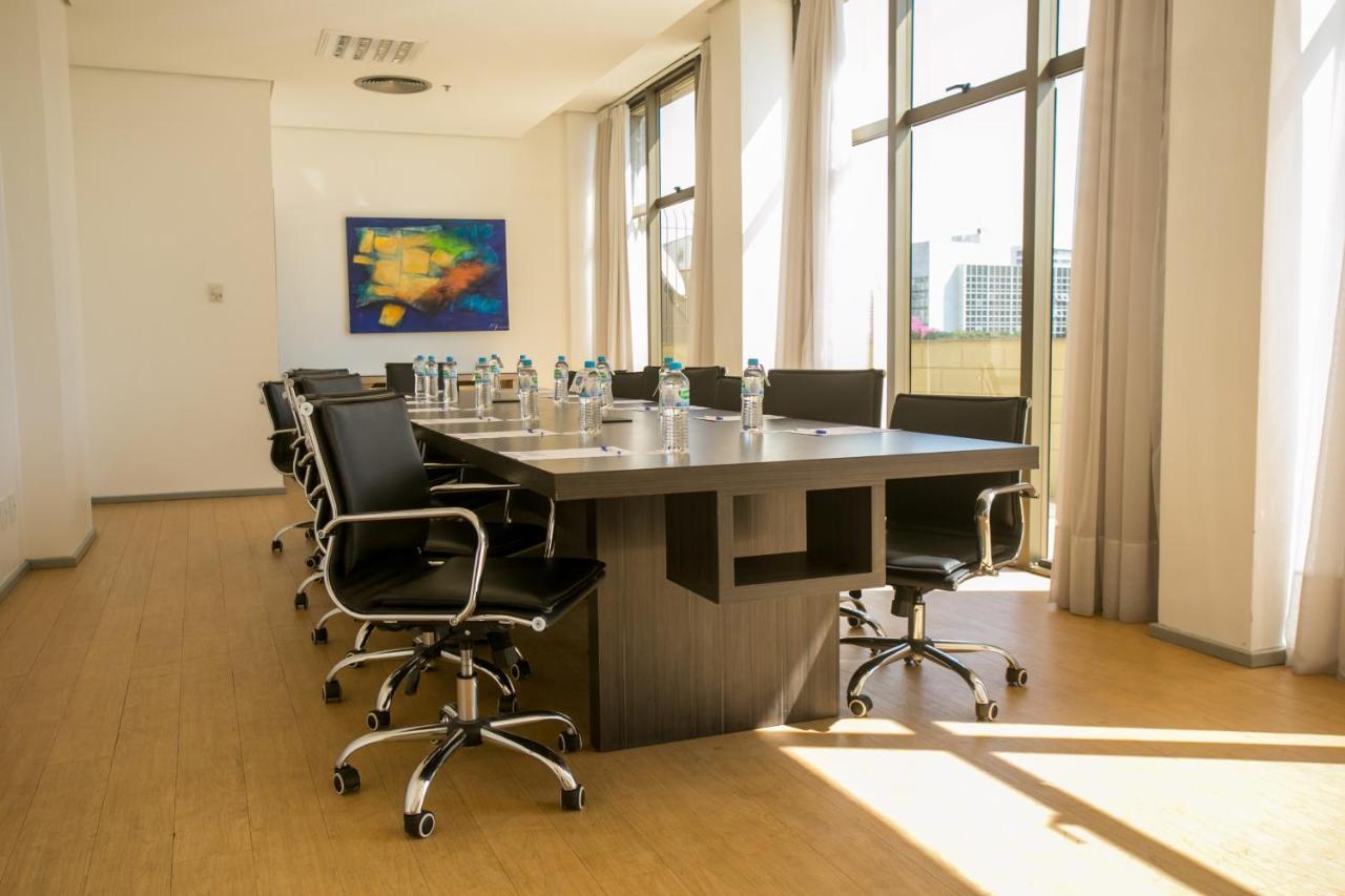 Novotel Porto Alegre Tres Figueiras Экстерьер фото