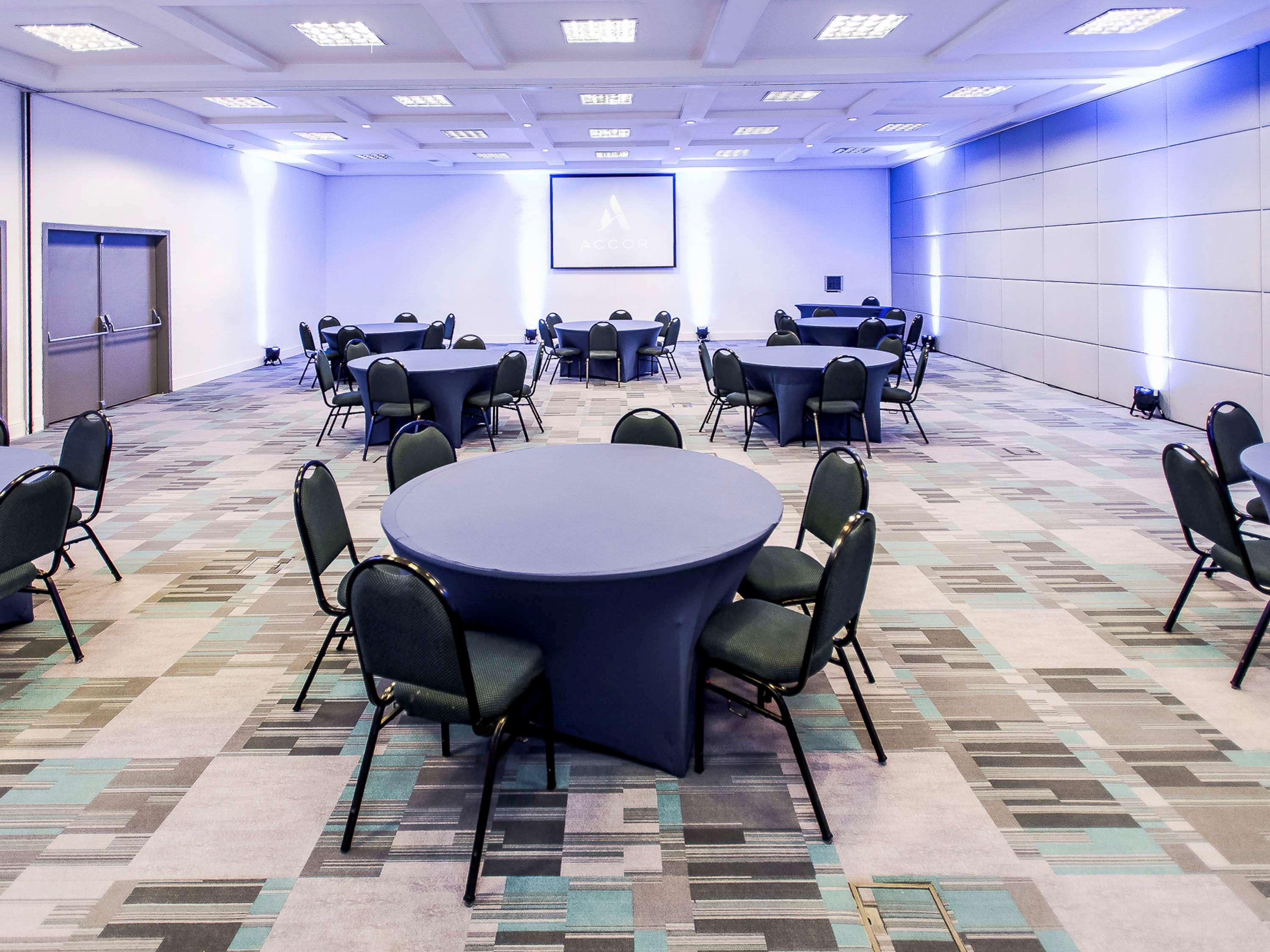 Novotel Porto Alegre Tres Figueiras Экстерьер фото