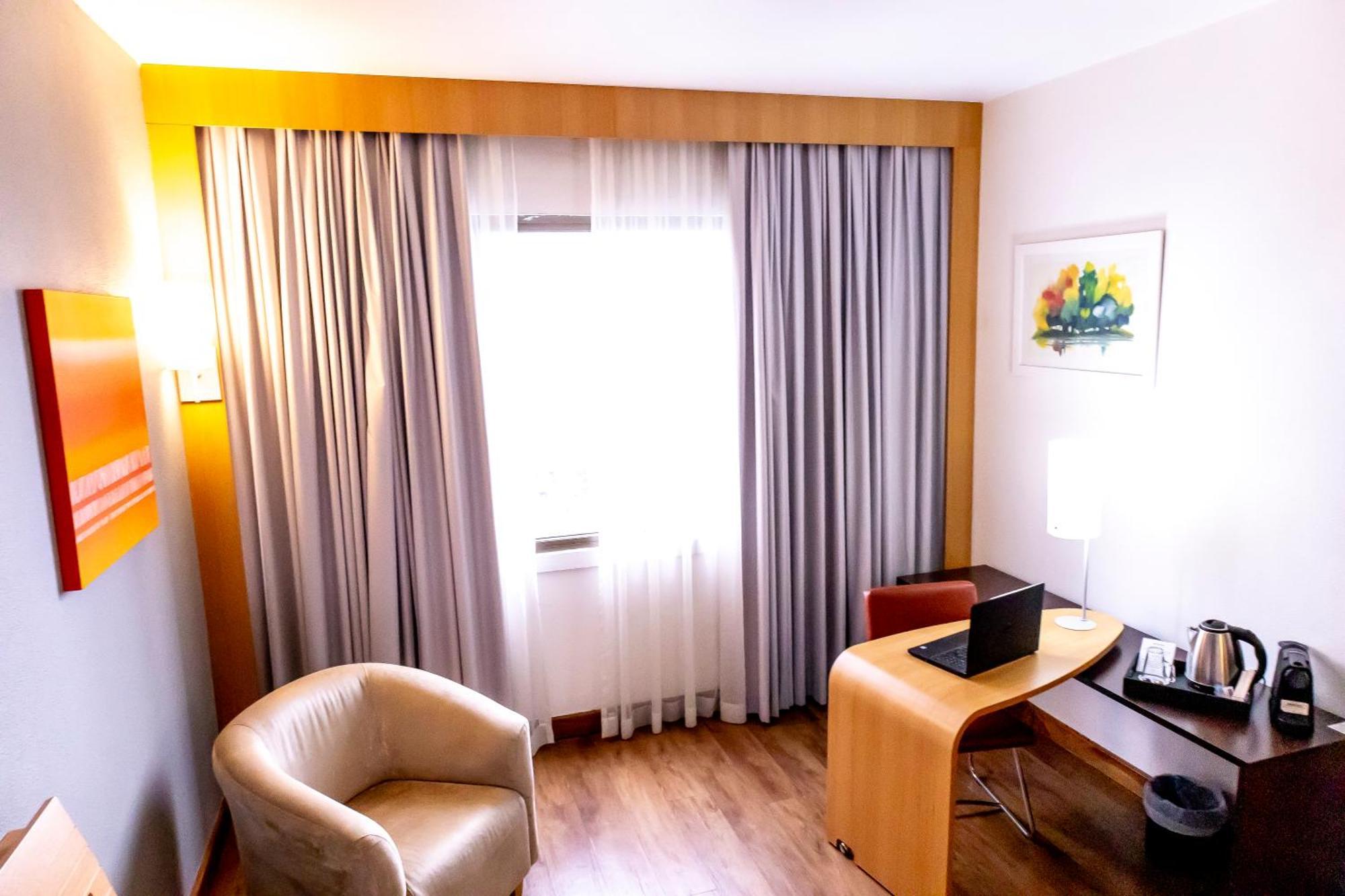 Novotel Porto Alegre Tres Figueiras Экстерьер фото