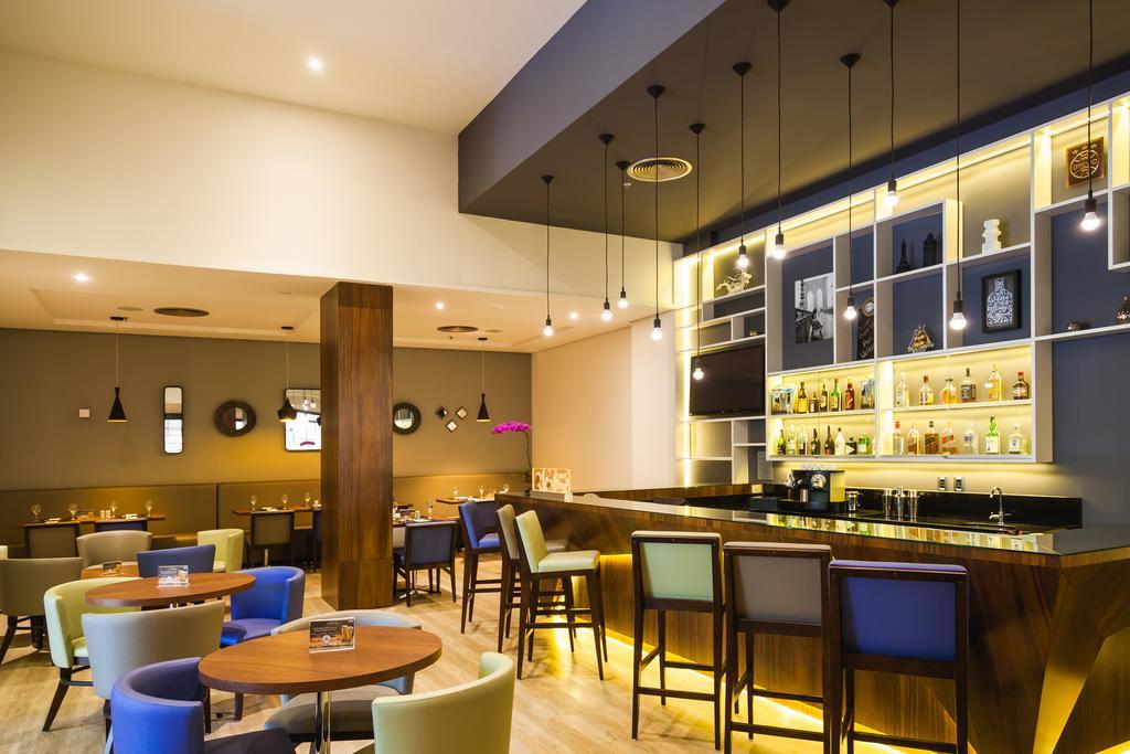Novotel Porto Alegre Tres Figueiras Экстерьер фото